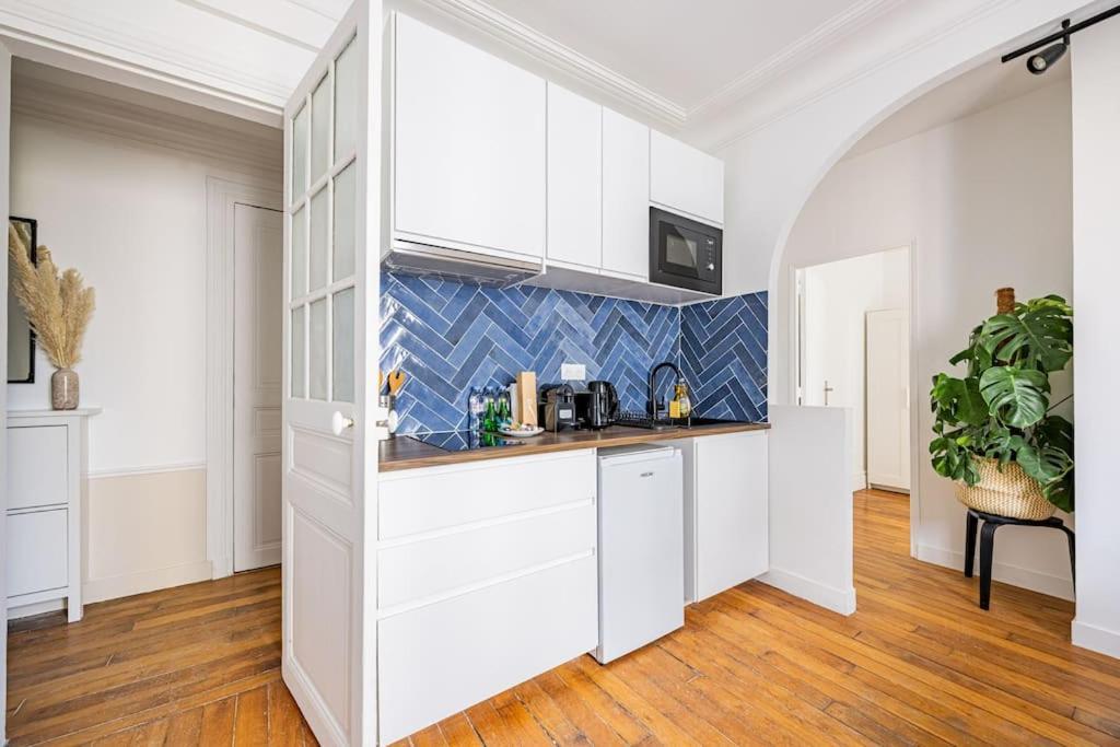 2 Bedrooms#2 Bathrooms#paris 14#alesia Apartamento Paris